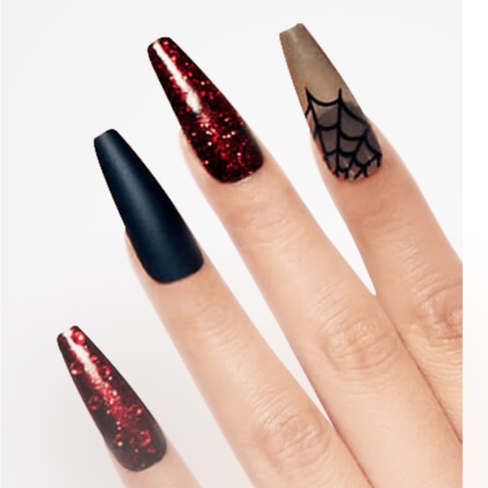 LIMITED EDITION SPECIAL DESIGN GLOW IN THE DARK HALLOWEEN NAILS XL🎃